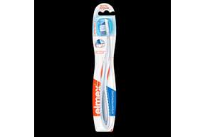 elmex® Intensivreinigung Zahnbürste, mittel, A-Nr.: 3871008 - 01