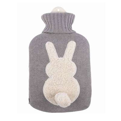 Sie sehen eine Packung Wärmflasche Strick Öko-Tex Bommel 2,0L, Produktbild: 01 Wärmflasche Strick Öko-Tex Bommel 2,0L, A-Nr.: 5673519 - 01