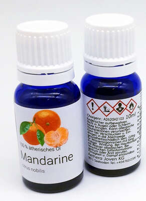 Sie sehen eine Packung Aethera Mandarinenöl rot, Produktbild: 02 Aethera Mandarinenöl rot, A-Nr.: 2981410 - 02